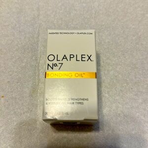 BNIB Olaplex no 7 bonding oil